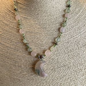 Flower agate necklace